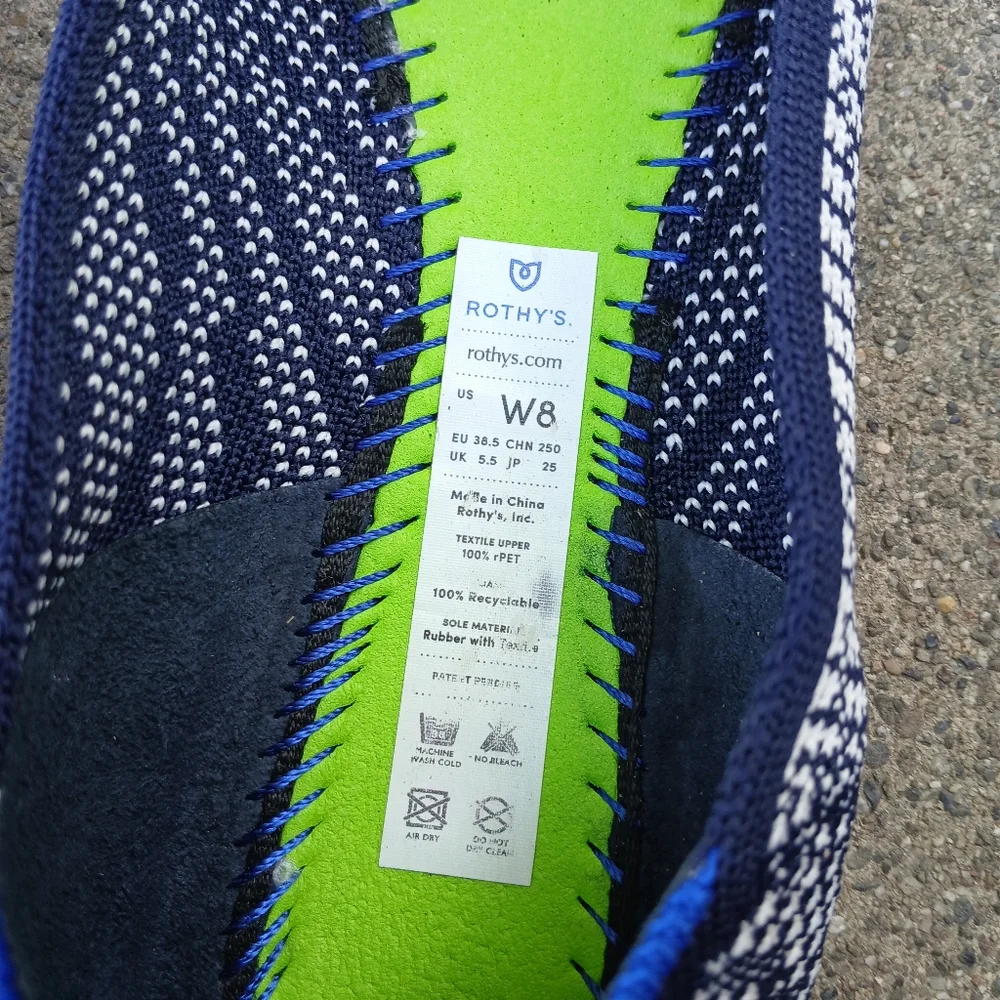 Rothys reposhing this